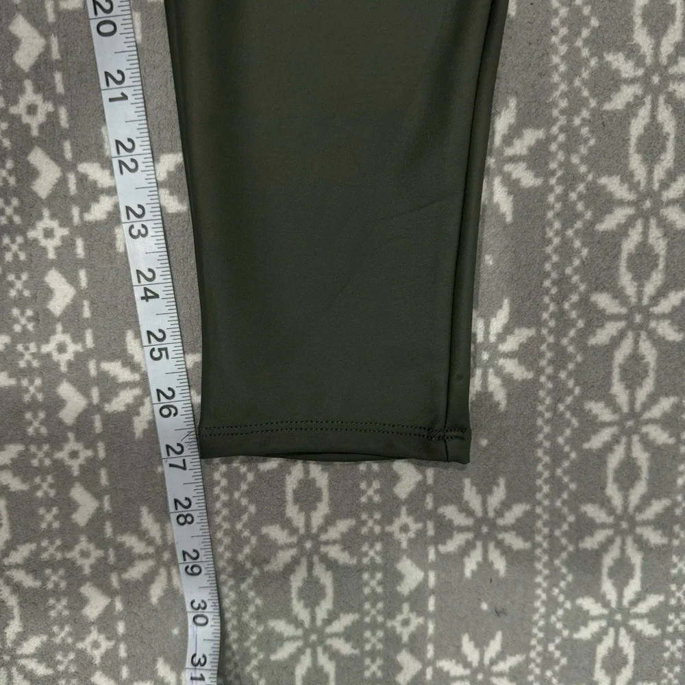 NWT Torrid Full‎ Length Signature Waist Faux Leather Legging Green Size 1X 14/16